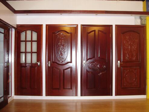 重庆套装门实木复合门的工艺特点